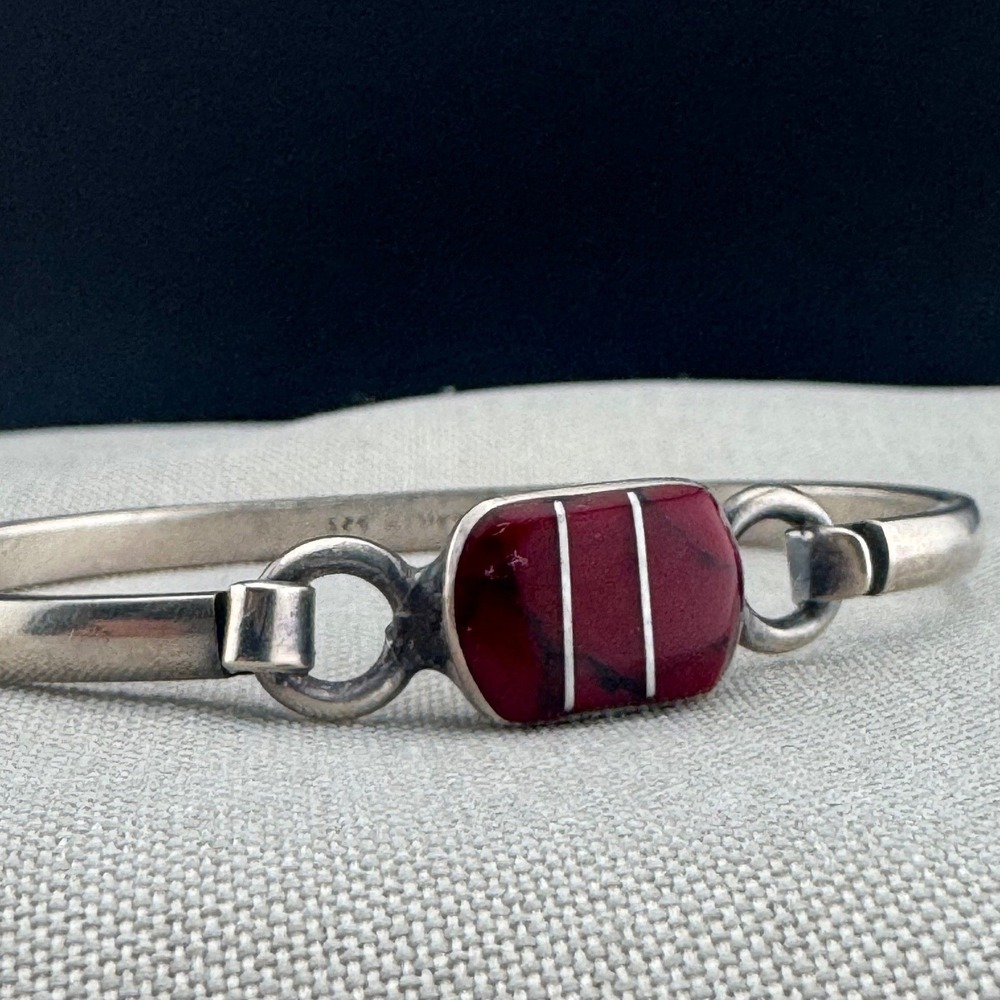 Vintage Sterling Silver Bangle Bracelet Mexico Red Jasper Inlay Hook Clasp